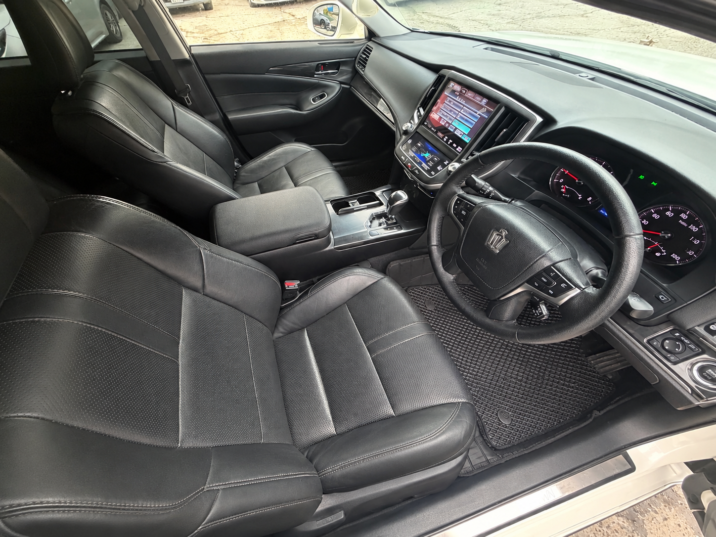 Toyota Crown Athlete S