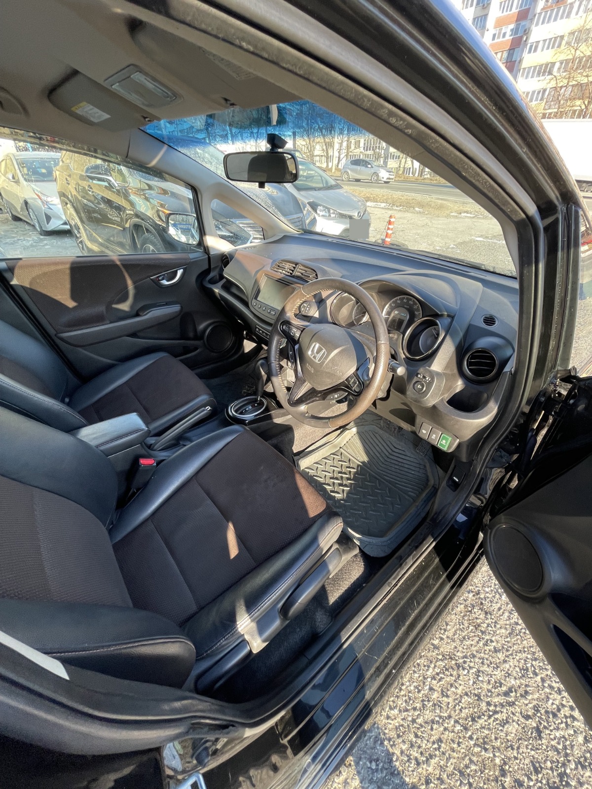 HONDA Fit Shuttle 2012 год