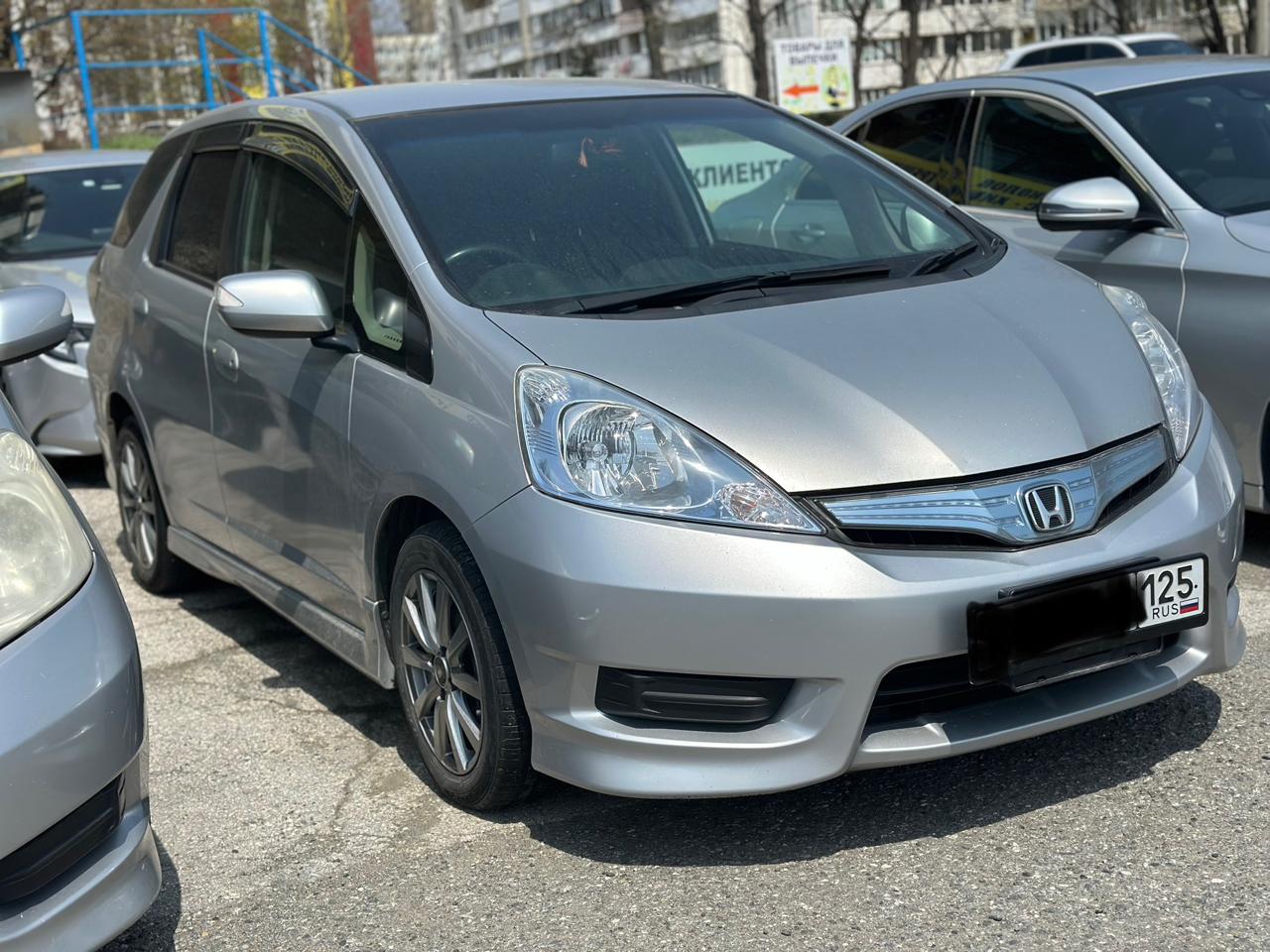 HONDA Fit Shuttle 2011 год