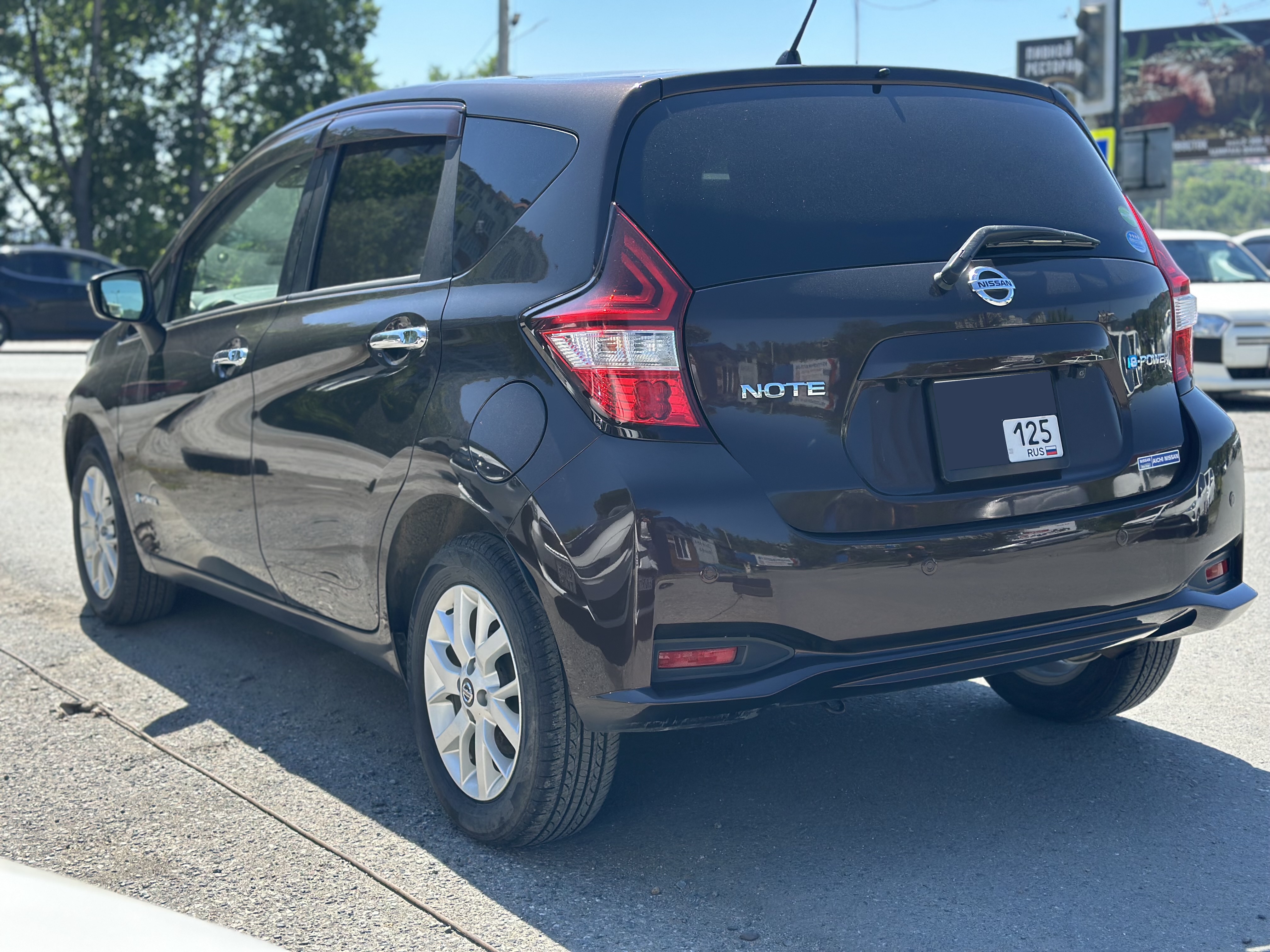 NISSAN NOTE