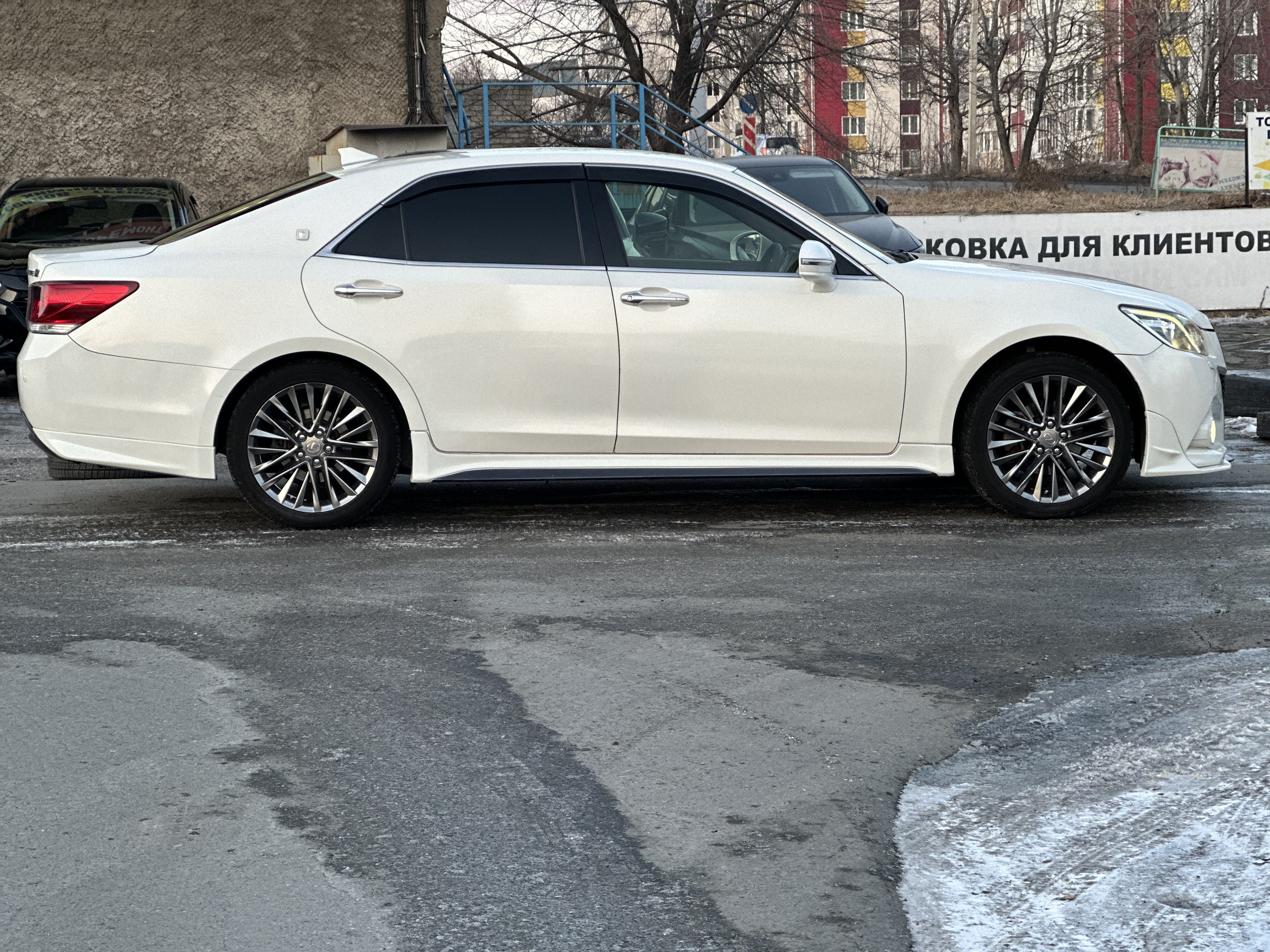 Toyota Crown Athlete S