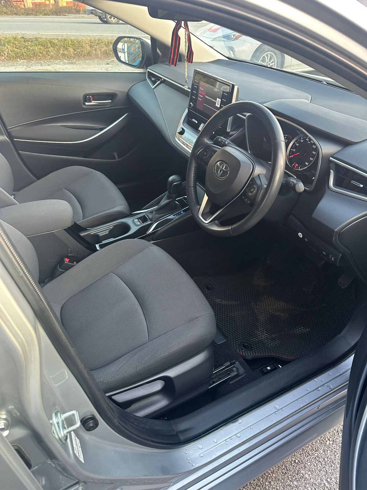 Toyota Corolla Sedan