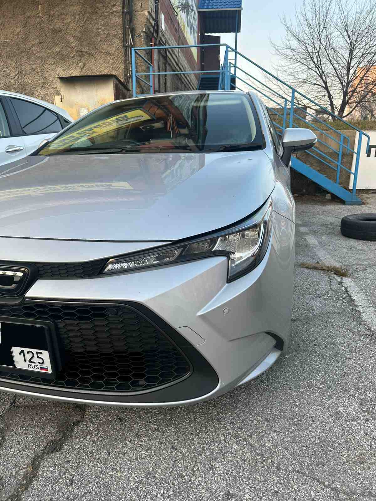 Toyota Corolla Sedan