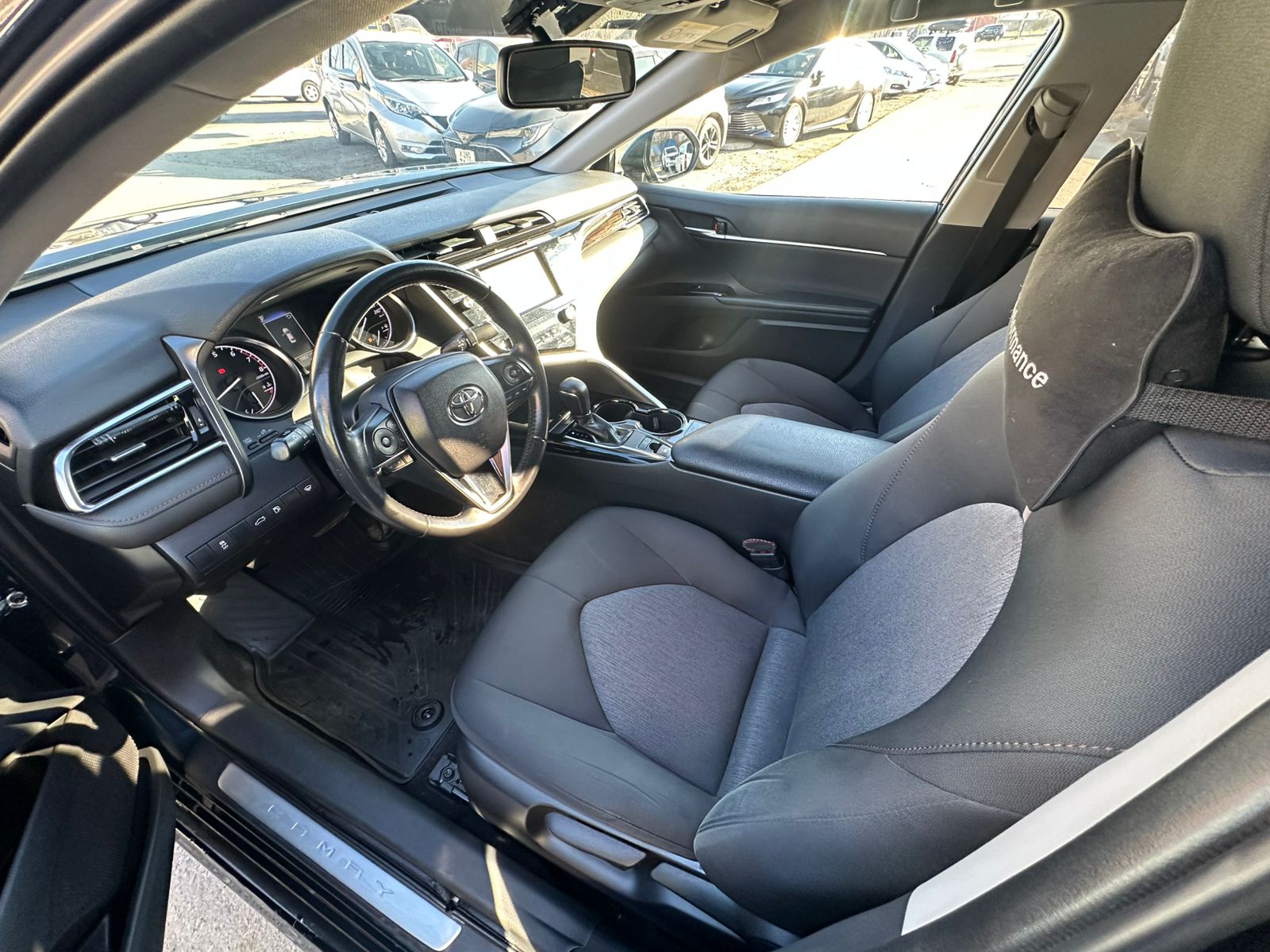 TOYOTA Camry 2018 год