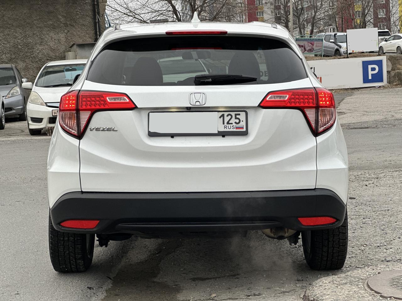 HONDA VEZEL 2014 год