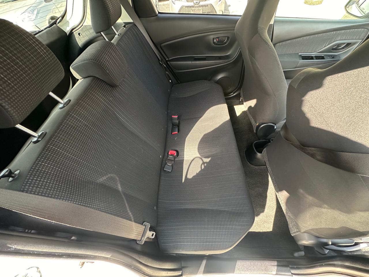 TOYOTA Vitz 2019 год