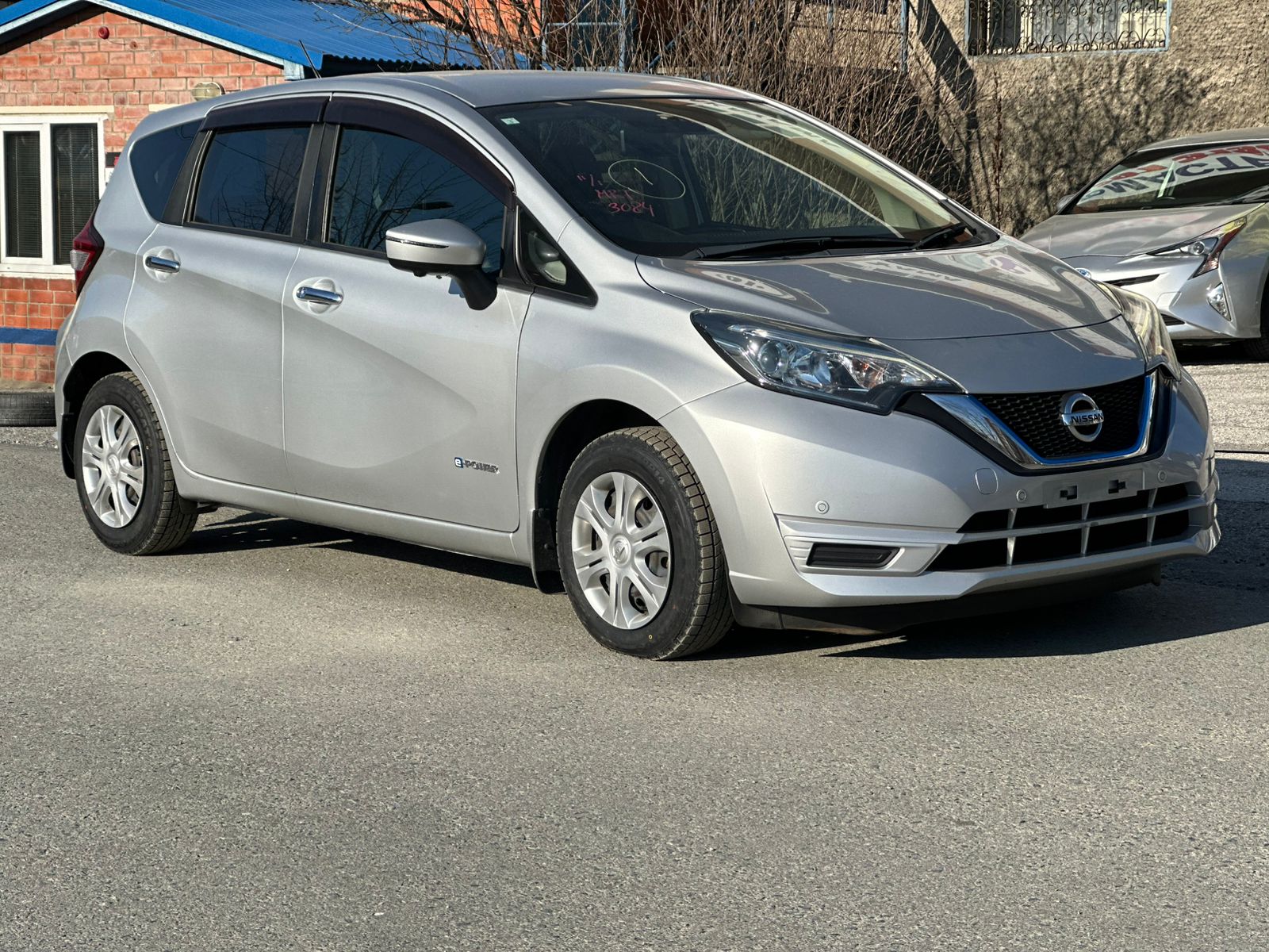 NISSAN NOTE E-POWER 2019 год