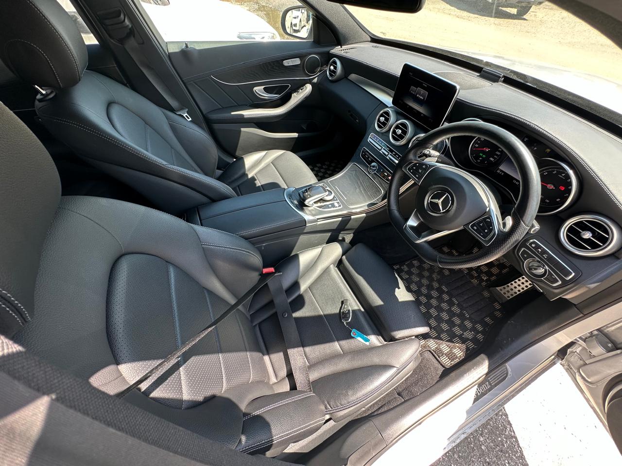 Mercedes-Benz C-Class 2017 год