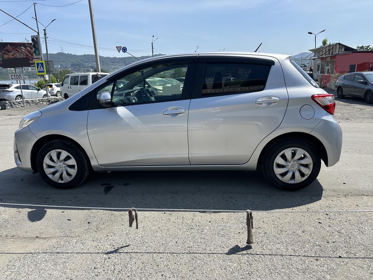 TOYOTA Vitz 2019 год