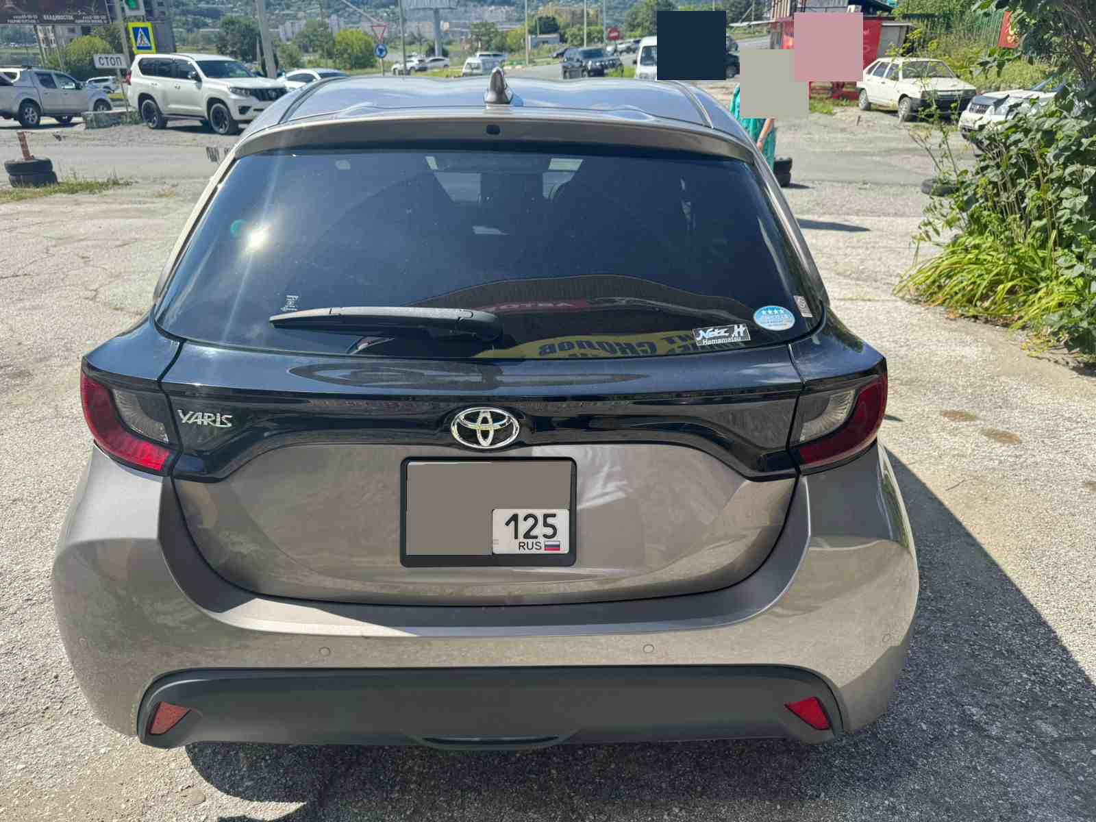 TOYOTA Yaris