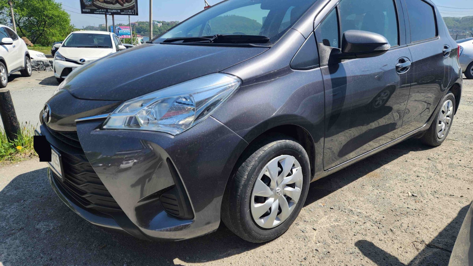 TOYOTA Vitz